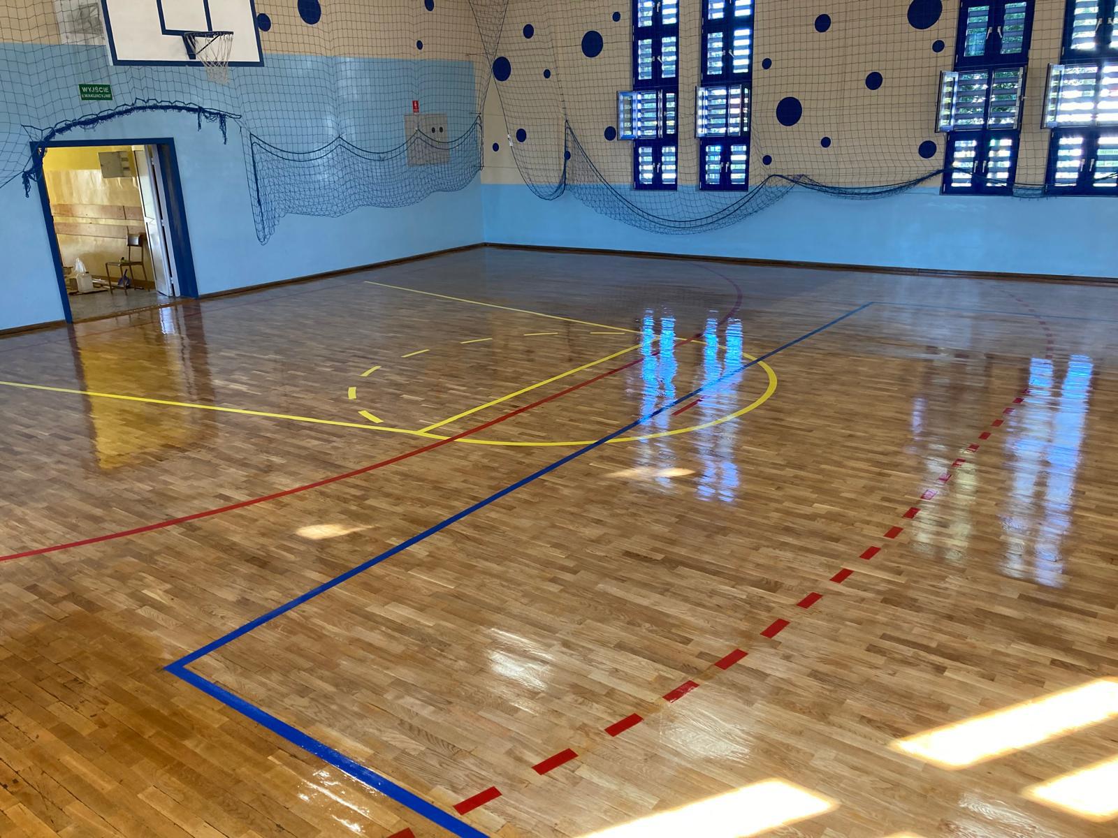Renowacja podłogi hali sportowej — zdjęcie 5